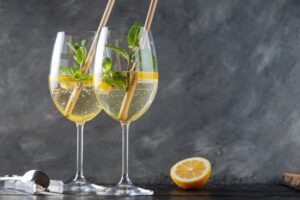 Recept na Hugo spritz: skvělý drink pro letní dny